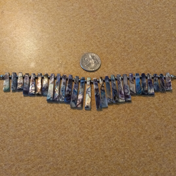 Beautiful ABALONE NECKLACE preloved - Picture 5 of 7